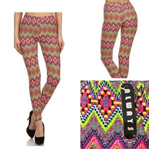 NWT ALWAYS Colorful Geometric Print Buttery Soft Leggings OS